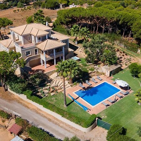 Luxuosa Moradia V5 Em Quarteira - Greice Homes Экстерьер фото