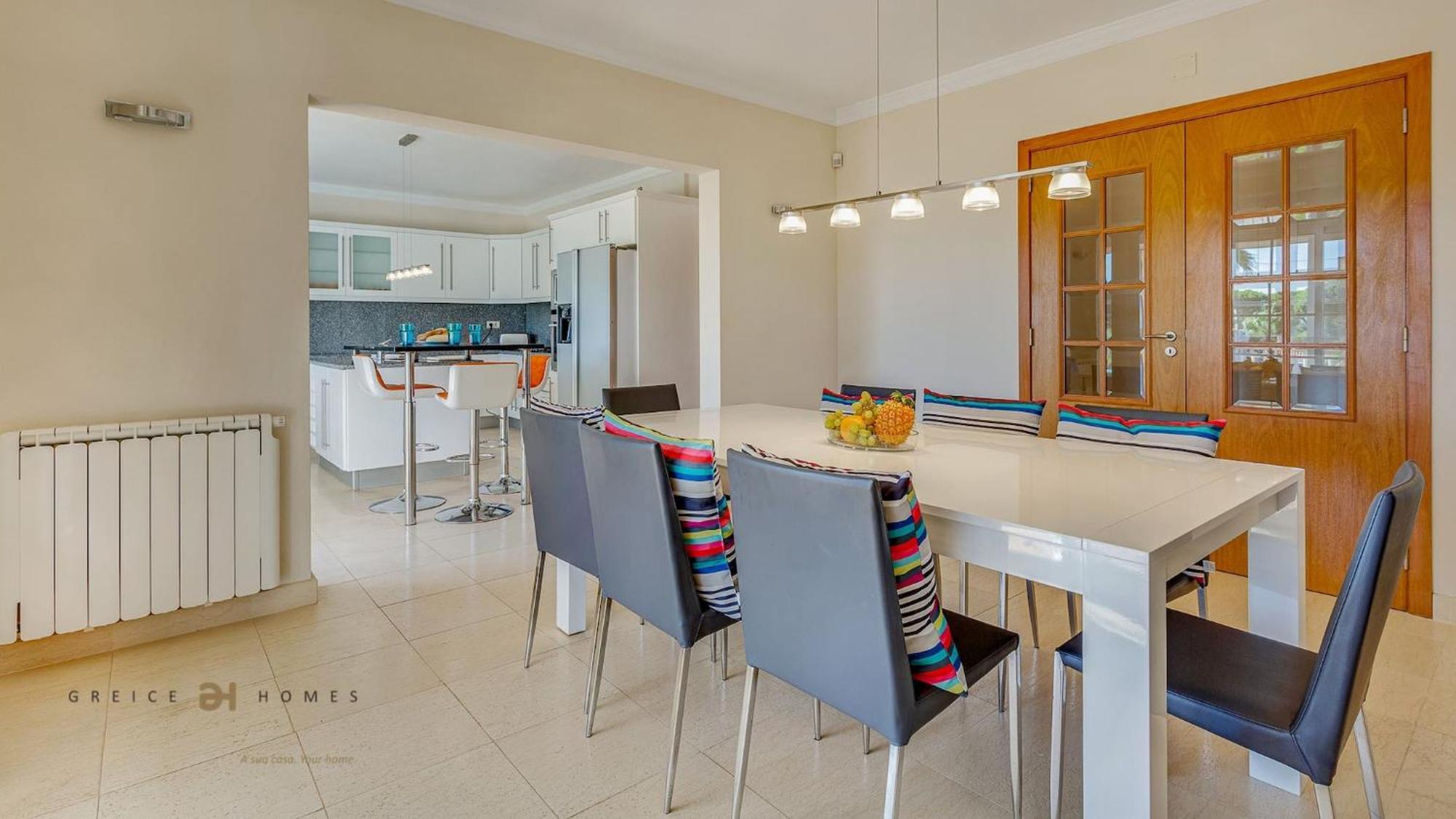 Luxuosa Moradia V5 Em Quarteira - Greice Homes Экстерьер фото