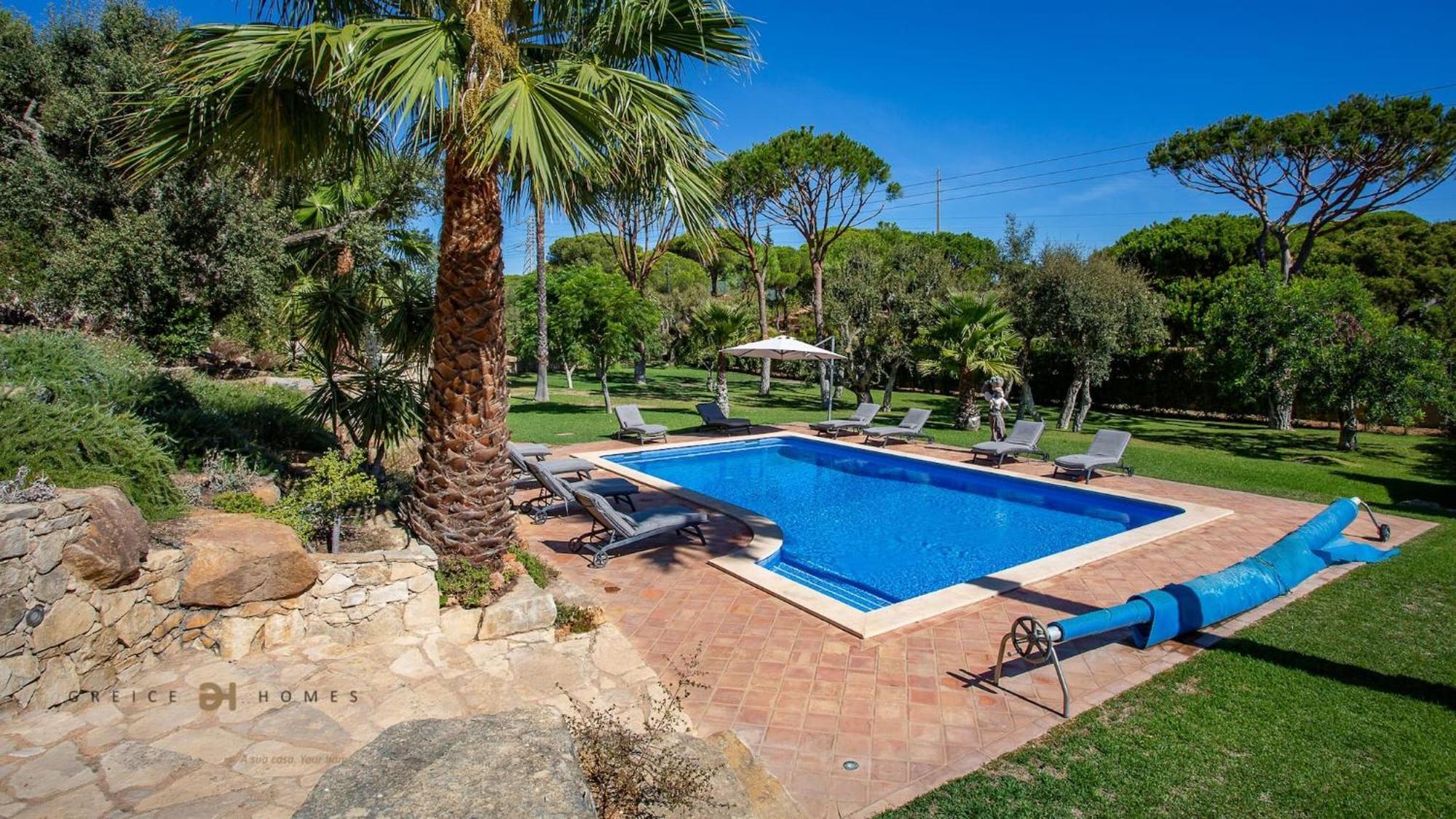 Luxuosa Moradia V5 Em Quarteira - Greice Homes Экстерьер фото